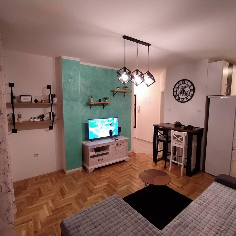 Daniris Apartman Novi Sad Eksteriør billede